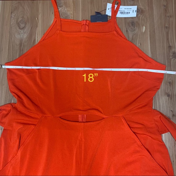 Cutout Jumpsuit - Picture 9 of 10